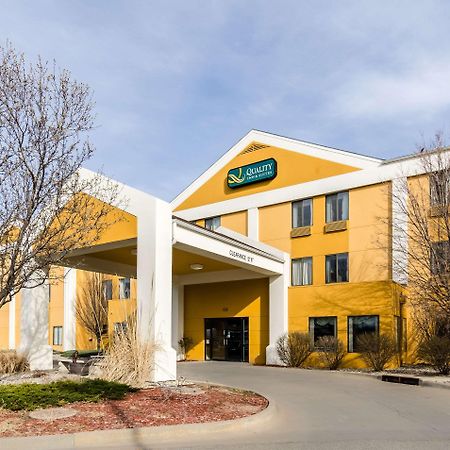 Quality Inn & Suites マンハッタン エクステリア 写真